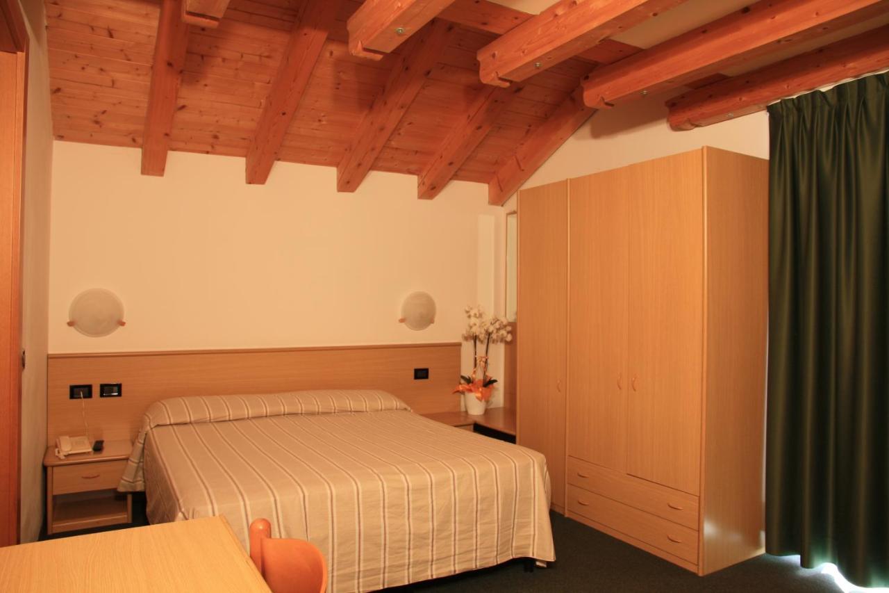 Albergo Miramonti لافاروني المظهر الخارجي الصورة